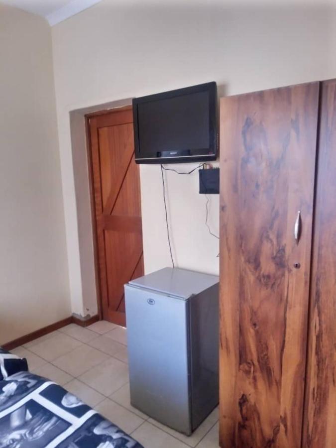 Skippers Backpackers Cc Walvis Bay Bagian luar foto