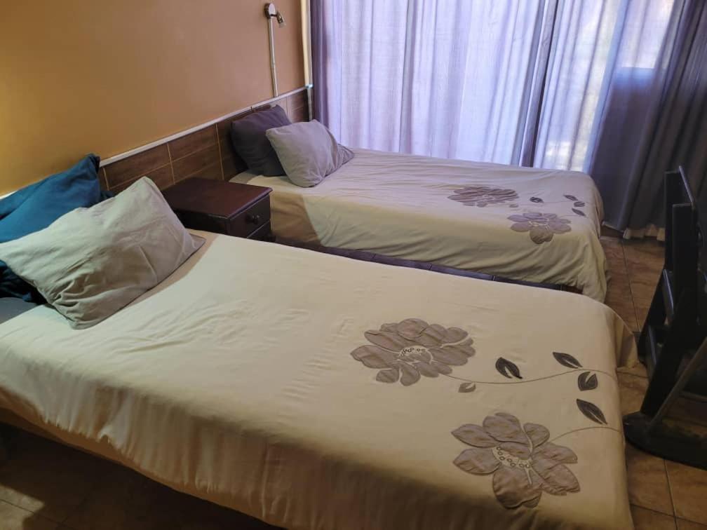 Skippers Backpackers Cc Walvis Bay Bagian luar foto